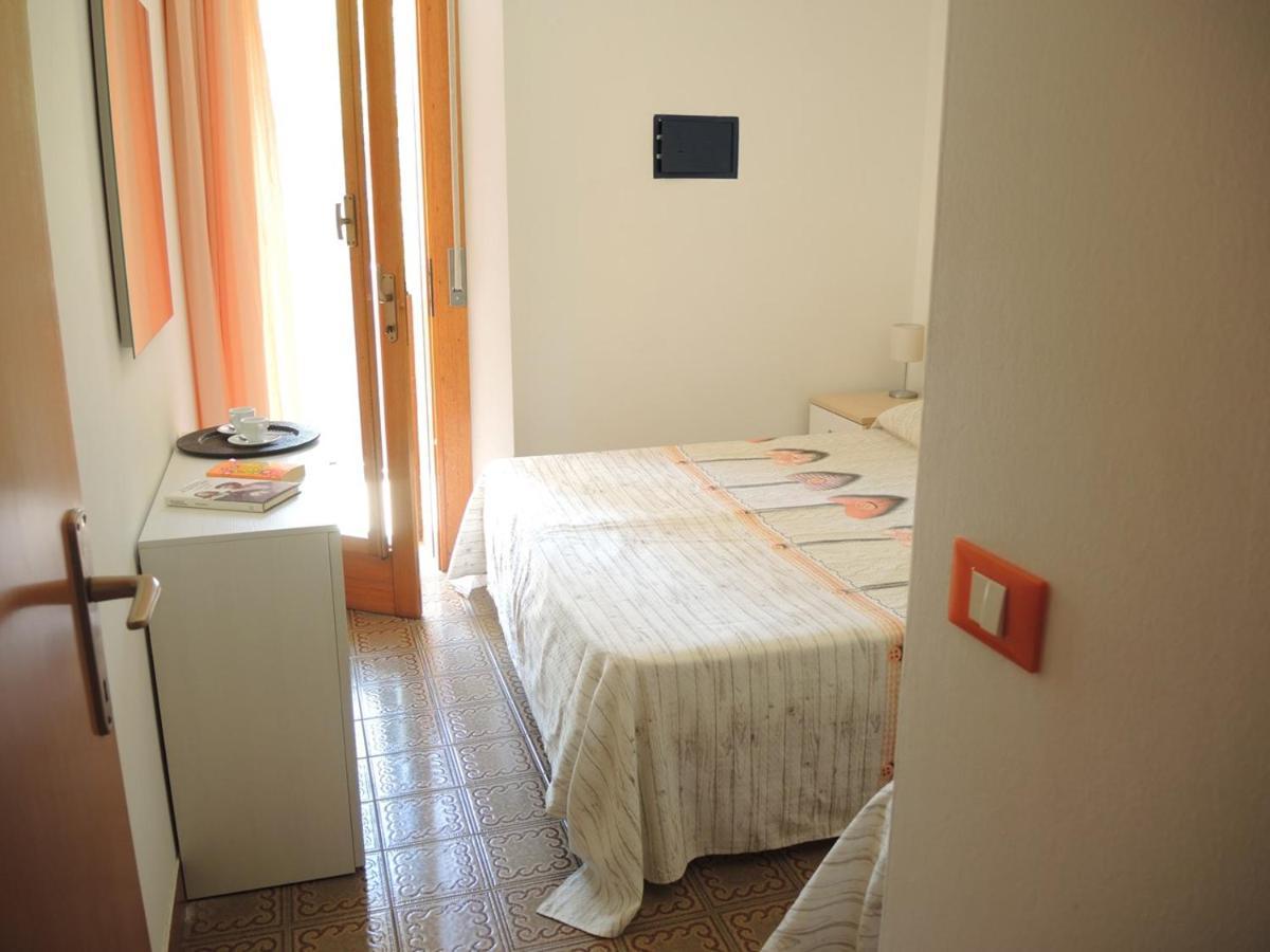 Luminous Seaside Flat For 4 Guests - Beahost Bibione